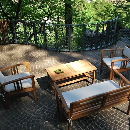 Le Rocce Di Di Charme Bed & Breakfast Scanno