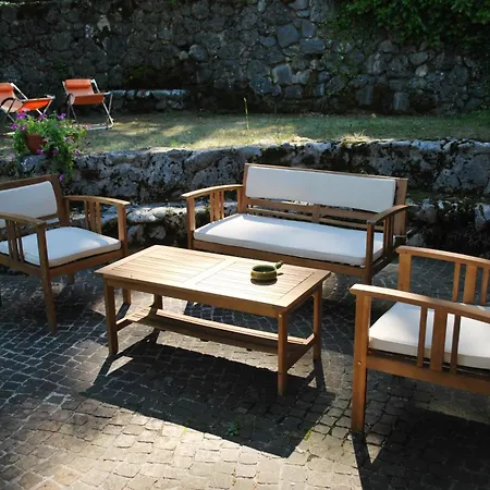 Bed & Breakfast Le Rocce Di Di Charme 4*