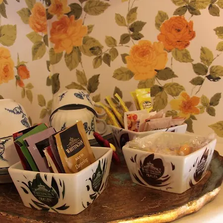 Bed & Breakfast Le Rocce Di Di Charme 4*